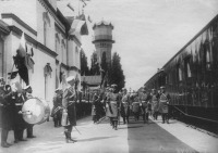 Полтава - Встреча императора Николая II с войсками , направляющимися на фронт. Украина , Полтавская область