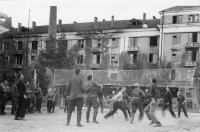 Полтава - Волейбольный матч между советскими и американскими военнослужащими