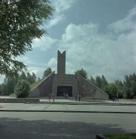 Смоленск - Мемориальный комплекс «Курган бессмертия» в память воинов, погибших на смоленской земле в годы Великой Отечественной войны