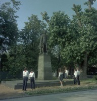 Смоленск - Памятник Герою Советского Союза, партизану Владимиру Куриленко