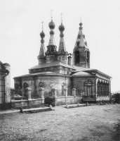 Москва - Церковь Воскресения в Гончарах,