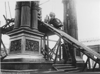 Москва - Памятник Александру II. Разборка 1918, Россия, Москва,