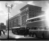 Москва - Двухэтажный и обычный троллейбусы у Крестовской заставы 1938, Россия, Москва,