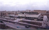 Москва - Панорама площади Торгового центра «Первомайский»