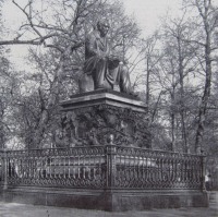 Санкт-Петербург - Памятник И.А Крылову.