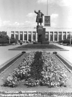 Санкт-Петербург - Памятник В.И.Ленину.