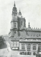 Прага - Прага.  Церква св.Миколая.