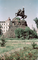 Киев - Киев.  Памятник  Богдану Хмельницкому.