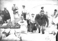 Гурзуф - Встреча с Полем Робсоном в 4-ом лагере (ныне это лагерь «Морской»). Артек, СССР, 1958 г.