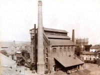 Львов - Львів.  Вперше в Галичині в 1858 р. запрацював у Львові газовий завод.
