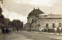 Дрогобыч - Дрогобич.  Старий  залізничний вокзал.