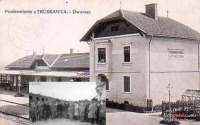 Трускавец - Суденти-медики Ягеллонського  університету в Трускавці на вокзалі у серпні 1931 року.