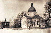 Трускавец - Трускавець взимку.  Греко-католицька церква святого Миколая.