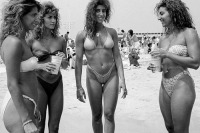 Штат Нью-Йорк - Бурная пляжная жизнь середины 70-х годов