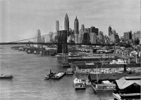 Нью-Йорк - lower manhattan looking southwest from manhattan bridge showing brooklyn bridge july 1945 США,  Нью-Йорк (штат),  Нью-Йорк,  Манхеттен