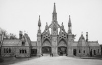 Нью-Йорк - Entrance to Greenwood Cemetery, Brooklyn, New York City, New York. США , Нью-Йорк (штат) , Нью-Йорк , Бруклин