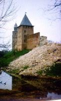 Великий Новгород - Рухнувшая стена в Новгороде-1991 год.