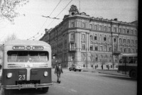 Саратов - Троллейбус маршрута №1 на Музейной площади