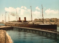 Франция - Transatlantic steamer La Bourgogne entering the port of Le Havre