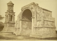 Франция - Saint-R?my. Roman triumphal arch and monument Франция