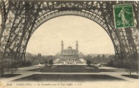 Париж - Le Trocad?ro sous la Tour Eiffel Франция , Метрополия Франция , Иль-де-Франс , Париж