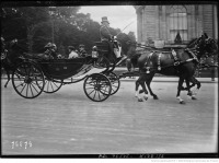 Париж - Император Аннама прибывает в Париж, 1922