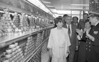 Старые магазины, рестораны и другие учреждения - Горбачевы и консервы