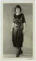 Ретро мода - Костюм 1920-1929. Чёрное платье с кистями