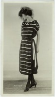Ретро мода - Костюм 1920-1929. Платье в горизонтальную полоску