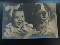 Ретро открытки - Девочка с собакой.