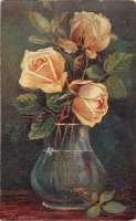 Ретро открытки - И. Аммонд. Персиковые розы в стеклянной вазе с широким дном