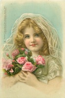 Ретро открытки - Белокурая девочка в прозрачном шарфе и букет французских роз