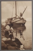 Ретро открытки - Ретро-поштівка.  Дві дівчини сидять біля води. Нідерланди.