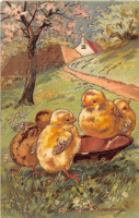 Ретро открытки - Пасхальные приветствия. Цыплята в весеннем саду
