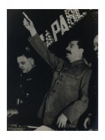 Ретро знаменитости - Фото Генерального секретаря ЦК ВКП(б) И. В. Сталина в автомобиле,