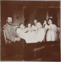 Ретро знаменитости - Император Николай II был образцовым семьянином.