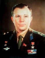 Ретро знаменитости - Герой Советского Союза Гагарин Юрий Алексеевич