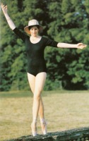 Ретро знаменитости - Диана Спенсер (будущая принцесса Диана) мечтала стать балериной.