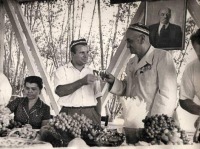 Ретро знаменитости - Ю.А.Гагарин в Узбекистане