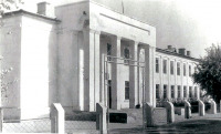 Туркменистан - Кушка. Средняя школа.