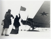 Авиация - Советский самолет ТБ-3 перед вылетом