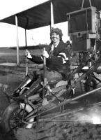 Авиация - Известная американская летчица Рут Ло (1887-1970)