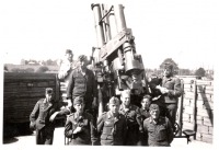 Бохум - Зенитное орудие.Бохум. 1944 г.