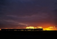 Железная дорога (поезда, паровозы, локомотивы, вагоны) - Поезд и закат