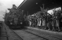 Железная дорога (поезда, паровозы, локомотивы, вагоны) - Возвращение победителей