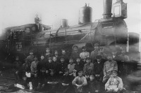 Железная дорога (поезда, паровозы, локомотивы, вагоны) - Железнодорожники ст.Ковров у паровоза Н.39