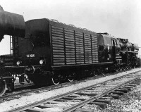 Железная дорога (поезда, паровозы, локомотивы, вагоны) - Немецкий паровоз BR52 2006 с тендером-конденсатором в Форт-Юстис,США