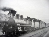 Железная дорога (поезда, паровозы, локомотивы, вагоны) - Паровоз Х-672 с пассажирским  поездом на ст.Харбин