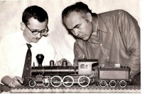 Железная дорога (поезда, паровозы, локомотивы, вагоны) - Создатели модели .ленинского.паровоза-Е.Л.Шкляренко и Н.А.Касаточкин
