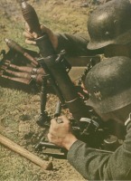 Войны (боевые действия) - Цветные фото немецких солдат